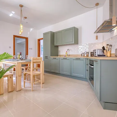 Charming Penthouse With 3 Sun Terraces Jcut2-1 *